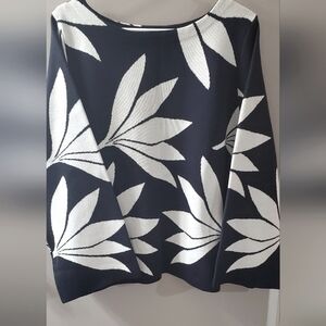 Premise Navy and White Knit Sweater